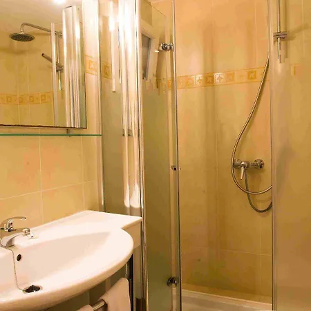 Hotel Apts Parque Mar 5*